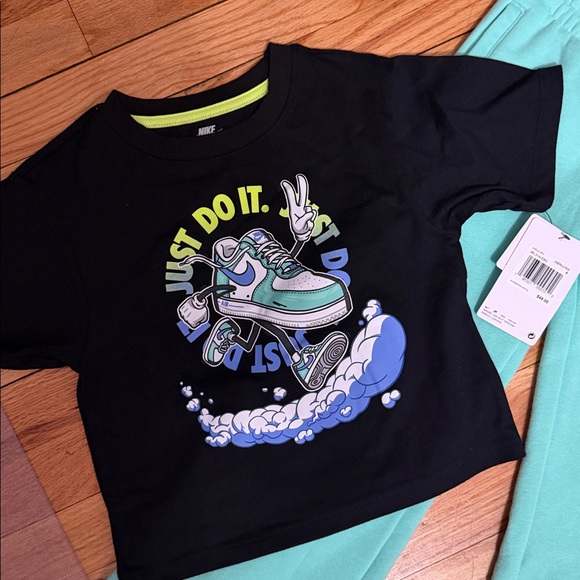 Nike Kids Black Tee and Aqua Joggers Set - Picture 2 of 4